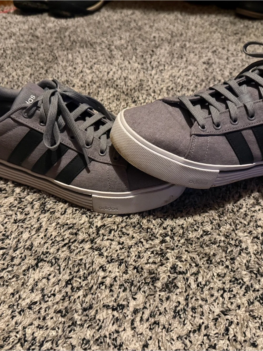 adidas Men’s Gray Sneakers with Black Stripes